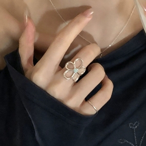 แหวน<span class=keywords><strong>กลีบ</strong></span>ดอกไม้ ดีไซน์เคลือบเงา ปรับขนาดได้ แหวนวงเปิด เครื่องประดับอเนกประสงค์สำหรับผู้หญิง สวมใส่ได้ทุกวัน ของขวัญ ขายส่ง - Product Image 4