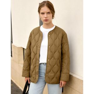 Veste matelassée légère surdimensionnée pour femme, boutonnée, avec rembourrage, poches, tissu tissé, manches longues, pour l'automne - Product Image 3