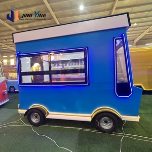 Food Truck Gourmet avec Menu Artisanal Proposant des Délices Culinaires à Votre Quartier - Product Image 6