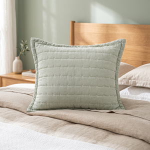 Housse de coussin matelassée en coton et lin de qualité supérieure |   Coussin décoratif vert sauge cousu à la main pour canapé et chambre à coucher - Product Image 6