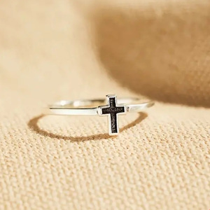Anello Minimalista a Croce Smaltato per Donna, Gioiello da Dito alla Moda - Product Image 5