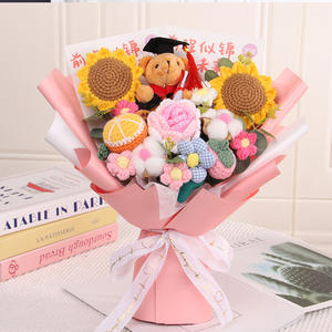 Ramo de Flores Tejidas a Crochet para la Temporada de Graduación, Flores Mixtas Hechas a Mano con Muñeco de Graduación, Regalo para Amigos y Compañeros de Clase - Product Image 2