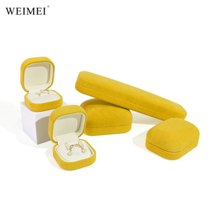 กล่องกำมะหยี่สีเหลือง WEIMEI สั่งทำโลโก้ได้ สำหรับแหวน สร้อยคอ กำไล ต่างหู บรรจุภัณฑ์ร้านขายเครื่องประดับระดับไฮเอนด์ - Product Image 6