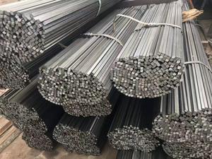 قضبان فولاذية مربعة مدرفلة على الساخن من الفولاذ الطري 150×150 مم - Product Image 2