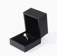 Boîte à bague carrée en cuir PU de luxe, étui d'emballage pour bijoux, pour fiançailles, mariage, demande en mariage, cadeau, logo personnalisé