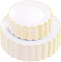 Assiettes à dessert en plastique blanches réutilisables de 10 pouces à bord festonné, robustes, jetables, à motif floral, pour fêtes, mariages et anniversaires