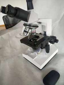 Z110-THD101 共焦点三眼生物デジタルLCDスクリーン顕微鏡（カメラ付き） - Product Image 4