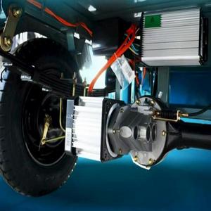 Triciclo de Cabina de 3 Ruedas de Fabricación Profesional con Gran Potencia de 60V/72v 1000W - Product Image 4