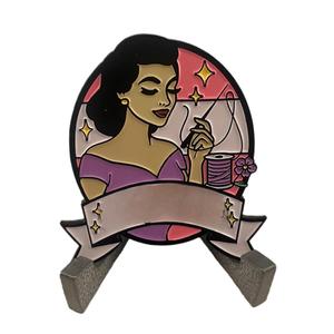 Spilla Personalizzata in Metallo, Ferro, Lega di Zinco, con Logo Fustellato, Smalto Morbido o Duro, Distintivo Smaltato su Misura - Product Image 3