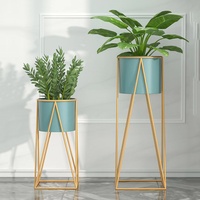 Rak Tanaman Logam dengan Pot Tanaman Modern untuk Sudut Ruangan, Rak Pot Bunga Besi untuk Dekorasi Rumah Ruang Tamu