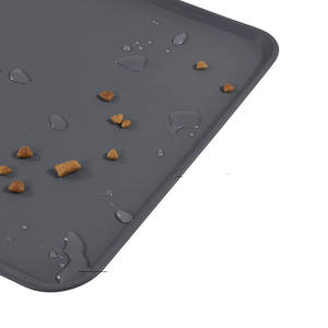 Silikon Pet Mat Square Wasserdicht Leicht zu reinigen Silikon Hunde-und Katzen fütterung matte Hunde pfoten Gemusterte Pet Meal Mat Pet Supplies - Product Image 5