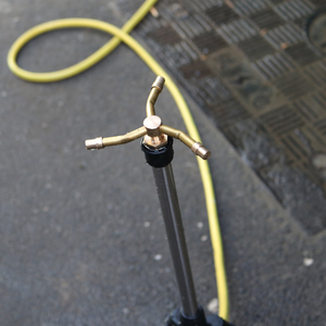 Vườn cỏ phun nước 360 độ tự động xoay phun nước đa chức năng đồng thau 3 cánh tay phun nước - Product Image 4