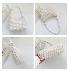 I-0191 Bolso de moda con efecto arrugado y burbujas, tipo tote, acolchado, de hombro y bandolera para mujer, con asa única, de fieltro de 6 pulgadas - Product Image 6