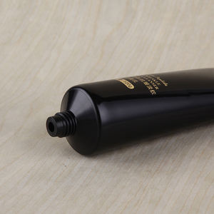 Vente en gros Tube de nettoyant pour le visage cosmétique vide en plastique PE vierge noir pour soins de la peau de 30ml 50ml 100ml 150ml avec couvercle à vis - Product Image 4