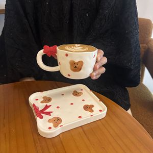 Taza y Platillo de Porcelana con Relieve de Oso Pintado a Mano, Estilo Vintage Francés, Forma de Arco, 220 ml, para Té de la Tarde, Postre, Platos para Pan - Product Image 4