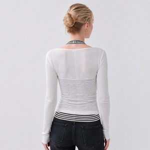Conjunto de 2 Piezas de Punto Ajustado para Mujer, Top Halter a Rayas con Blusa de Manga Larga, Conjunto Casual Suave para Verano - Product Image 4