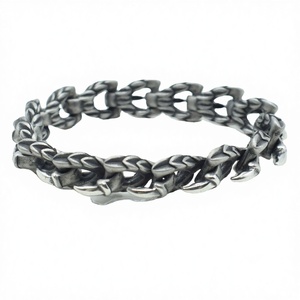 Pulsera de Acero Inoxidable con Diseño de Garra para <span class=keywords><strong>Hombre</strong></span>, Estilo Punk, Novedad <span class=keywords><strong>2022</strong></span> - Product Image 1