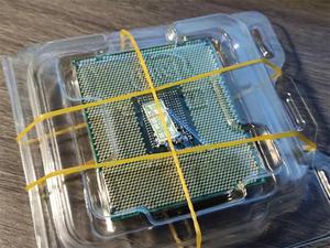 V4 E5-2699 Xeon ของแท้2690V4 2686V4 2696 2698 2682V4 2673V4 2695V4ใหม่โปรเซสเซอร์ซีพียูเซิร์ฟเวอร์ที่ใช้และรีเฟอร์บิชใหม่ - Product Image 4