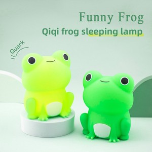 Nouvelle Lampe d'Ambiance en Silicone ABS, Veilleuse de Bureau, Décoration, Chargement USB Intelligent, Dessin Animé Grenouille, Cadeau, Petite, Multicolore - Product Image 3