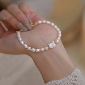Pulsera de Cadena Chapada en Oro de 14K con Perlas Naturales de Agua Dulce y Plata <span class=keywords><strong>Tai</strong></span> 925 con Forma de Animalito para Mujer, Joyería Clásica MAY - Product Image 3