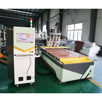 Routeur CNC multi-broches pour le découpage, le perçage et le rainurage de panneaux de bois, équipement de découpe CNC automatique pour meubles et armoires