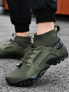 รองเท้าลำลองแบบสวมใส่สบาย ระบายอากาศได้ดี พื้นกันลื่น ทรงหุ้มข้อ สำหรับทุกเพศ พื้นรองเท้าชั้นกลางทำจาก EVA พื้นรองเท้าชั้นนอกทำจากยาง ให้ความสบายในการสวมใส่ เหมาะสำหรับฤดูใบไม้ร่วง/ฤดูหนาว/ฤดูร้อน - Product Image 1