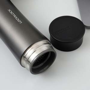 Set de Regalo de Oficina Moderno y Sencillo: Libreta Azul con Cierre, Batería Externa de Acero Inoxidable y Memoria USB, Hecho en China, Ideal para Aniversarios - Product Image 1