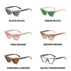 Lunettes de soleil œil de chat en perles UV400 pour femmes, monture petite, de marque de luxe, tendance 2025, avec logo personnalisé - Product Image 6