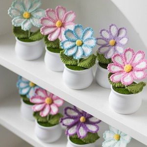 Ornements de décoration pour la maison et la voiture, faits main au crochet, populaires, en fil de laine, fleurs artificielles tricotées, type Gesang. - Product Image 2