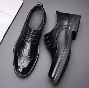 Mocasines Negros de Cuero Hechos a Mano de Alta Calidad, Transpirables, Impermeables, Casuales, para Boda, con Parte Superior de Cuero Brillante - Product Image 1