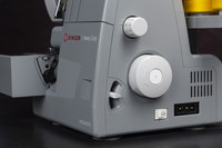 Machine à surjeter SINGER HD0450S robuste avec capacité de 2-3-4 fils