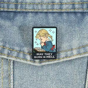 Set di Spille in Metallo Smaltato con Ragazza che Prega, Design Carino e Creativo, con Citazione Elegante e Divertente 'May They Burn Hell', Distintivo da Risvolto - Product Image 4