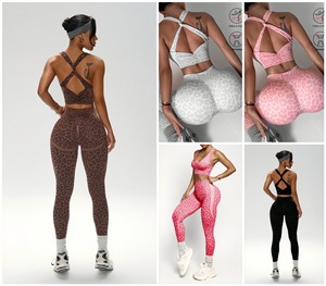 <span class=keywords><strong>Conjunto</strong></span> de yoga sin costuras con estampado de leopardo <span class=keywords><strong>para</strong></span> mujer, 2 piezas: leggings de cintura alta con efecto fruncido y sujetador deportivo de espalda cruzada, ropa deportiva <span class=keywords><strong>para</strong></span> entrenamiento y gimnasio. - Product Image 2