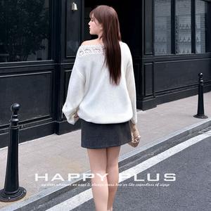 Pull en tricot à épaules dénudées pour femmes grandes tailles Runqi, blanc, couleur unie, avec étiquette N9297 - Product Image 3