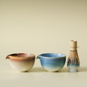 Juego de Tazas de Matcha de Gres con Batidor de Bambú, Diseño Wabi Sabi para la Ceremonia del Té - Product Image 2