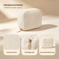 Pochette de maquillage portable en velours côtelé blanc avec logo personnalisé, trousse de toilette de voyage à fermeture éclair, organisateur de cosmétiques, vente en gros directe usine