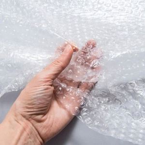 Qingdao Wholesale Factory PE Wrap Plastic Sheet Cushioning Bag Packaging Air <b>Bubble</b> Single/Double Layer Film <b>Roll</b> Waterproof - Product Image 4