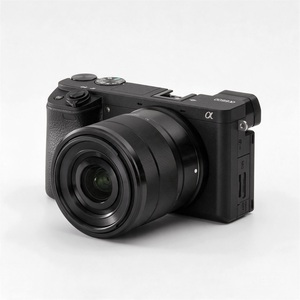 Cámara sin Espejo Usada A6600 24MP APS-C con Estabilización de 5 Ejes, Video <span class=keywords><strong>4K</strong></span>, Eye AF, 11fps, Batería de Larga Duración, Pro WiFi, BT, EVF para Lentes E-Mount - Product Image 1