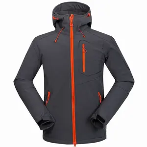 Men Outdoor Waterproof Breathable Softshell Jacket