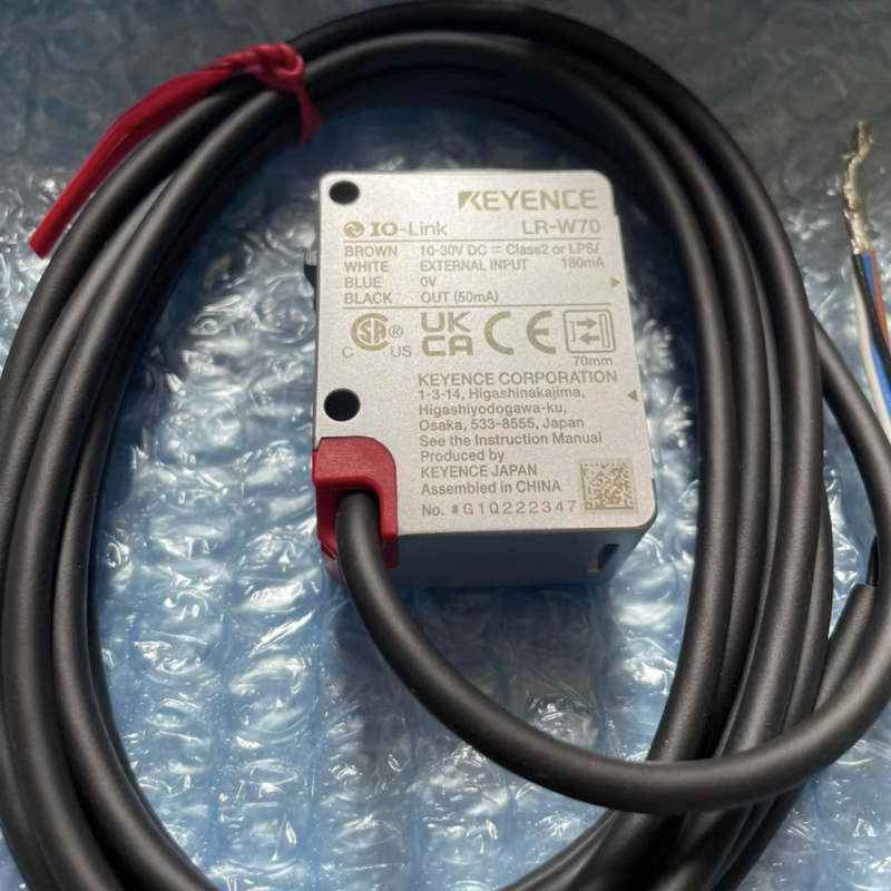 KEYENCE LR-W70 LR-W70C Laser Sensors In Stock laser beam sensors
