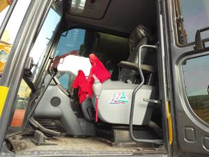 Excavadora Komatsu PC240LC Usada de Alta Calidad/ Excavadora Komatsu PC240LC-8 Usada de Japón en Oferta - Product Image 4