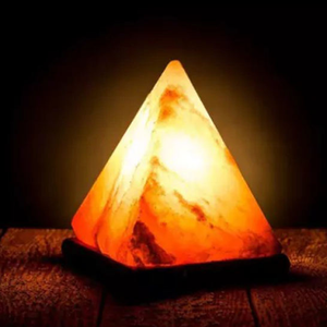 Lámpara de Sal Rosa del Himalaya en Forma de Pirámide Grande, 4-6 kg, Piedra de Sal Natural para Purificador de Aire de Oficina e Iluminación Ambiental - Product Image 4