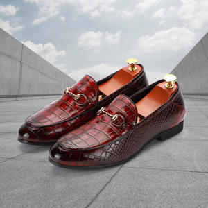 รองเท้าอ็อกซ์ฟอร์ดน้ำหนักเบาใส่สบายสำหรับผู้ชาย รองเท้าลำลองธุรกิจ หนัง PU สำหรับฤดูใบไม้ร่วง พร้อมรองรับอุ้งเท้า - Product Image 1