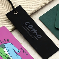 Étiquettes de marque personnalisées, inserts d'emballage et cartes de remerciement pour les vêtements de boutique