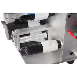 Semi Automatic Flat Bottle Labeling Machine 15-30 pcs/min Plastic Glass <b>Metal</b> <b>Packaging</b> Electric 220V 110V - Product Image 2