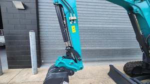 Escavatore Cingolato Idraulico SW35UF da 3,5 tonnellate con Benna da 0,11 m³ - Product Image 6