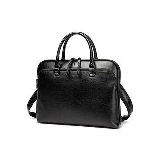 Bolso de negocios de cuero genuino marrón oscuro con correa de hombro ajustable para viajes de oficina de hombres - Product Image 1
