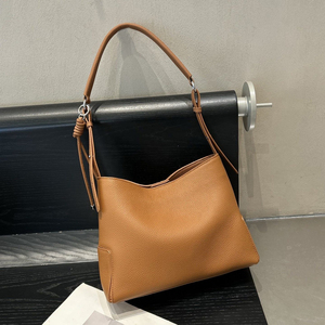 Bolso de Hombro de Cuero Granulado de Lujo para Mujer, Bolso Minimalista Tipo Hobo, Bolso de Mano de Cuero Genuino de Alta Calidad - Product Image 3
