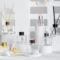 Fond épais de haute qualité 50ml 100ml 120ml 150ml 200ml Diffuseur de roseau en verre rond clair Bouteille d'aromathérapie avec couvercle
