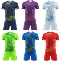 Hochwertige individuell bedruckte Fußball Trikot Set Großhandel Fußball Uniform Team Logo Sublimation Design Fußball T-Shirt Shorts
